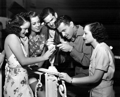 你不能拥有一切剧照的剧照