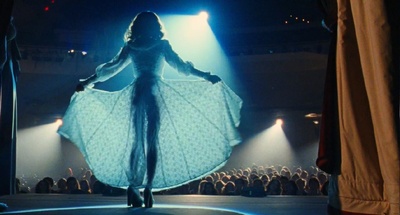 拉芙蕾丝剧照的剧照