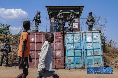 蓝色防线剧照的剧照