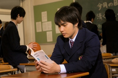 一切化作海剧照的剧照