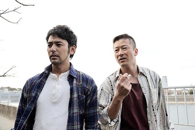 抱着黄金飞翔剧照的剧照