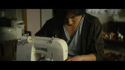 抱着黄金飞翔剧照的剧照