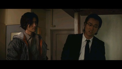 抱着黄金飞翔剧照的剧照