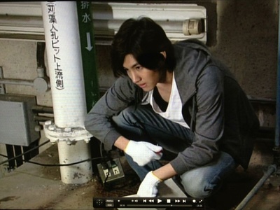 抱着黄金飞翔剧照的剧照