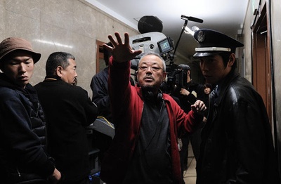 抱着黄金飞翔剧照的剧照