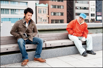 抱着黄金飞翔剧照的剧照