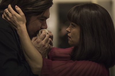 去曼德勒的路剧照的剧照