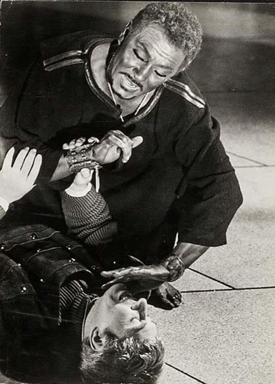 奥赛罗剧照的剧照