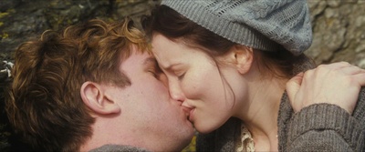 二月之夏剧照的剧照