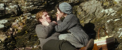 二月之夏剧照的剧照