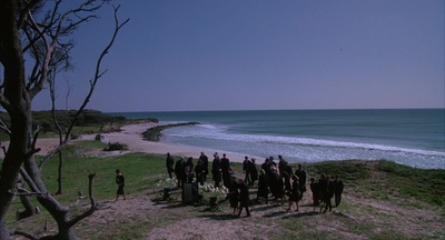 与敌共眠剧照的剧照