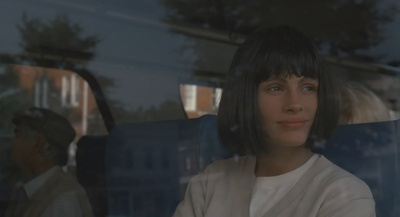 与敌共眠剧照的剧照