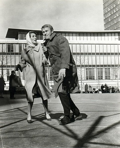 陌生人之恋剧照的剧照