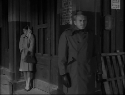 陌生人之恋剧照的剧照