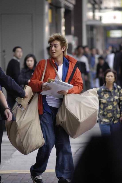 自行我路剧照的剧照