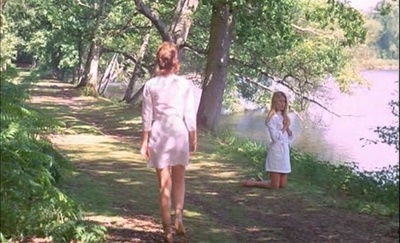 云雨教堂剧照的剧照