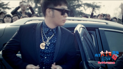 这个大叔不太囧剧照的剧照