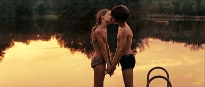 不可告人剧照的剧照