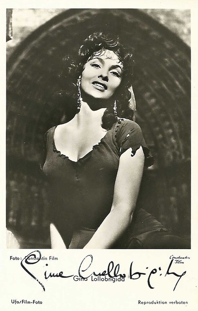 巴黎圣母院剧照的剧照