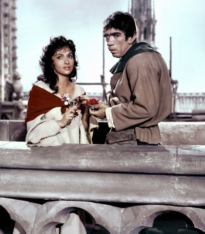 巴黎圣母院剧照的剧照