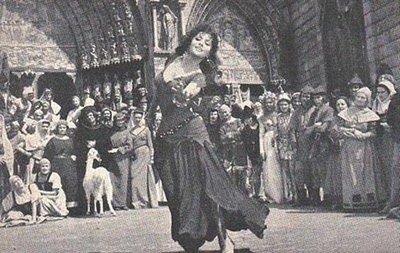 巴黎圣母院剧照的剧照