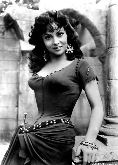 巴黎圣母院剧照的剧照