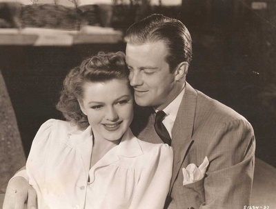 星期日的猛击剧照的剧照