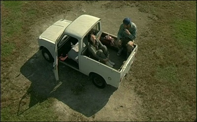 世界尽头女朋友剧照的剧照