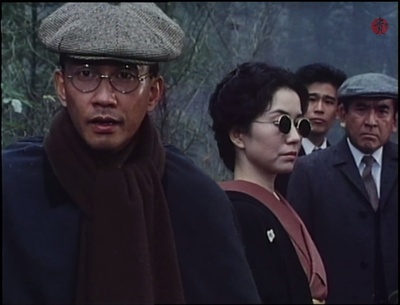 犬神家族剧照的剧照