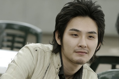 鸭子和野鸭子的投币式自动存放柜剧照的剧照