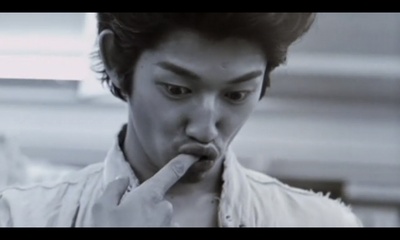 鸭子和野鸭子的投币式自动存放柜剧照的剧照