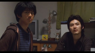 鸭子和野鸭子的投币式自动存放柜剧照的剧照