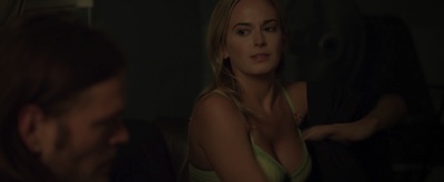 翻不去的一页剧照的剧照