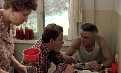 小薇拉剧照的剧照