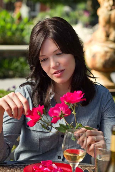 爱情、婚礼和婚姻剧照的剧照