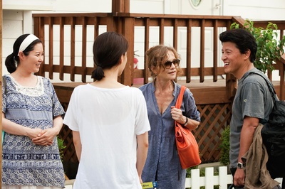 在异国剧照的剧照