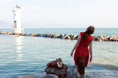 在异国剧照的剧照