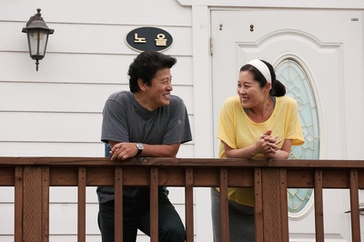 在异国剧照的剧照