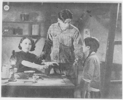 暴雨梨花剧照的剧照