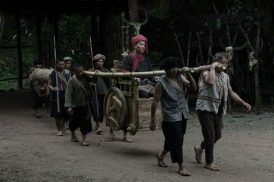 情比山高剧照的剧照