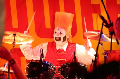 重金摇滚双面人剧照的剧照