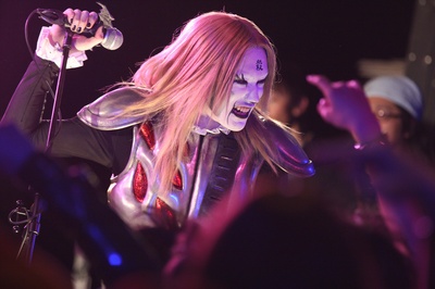 重金摇滚双面人剧照的剧照