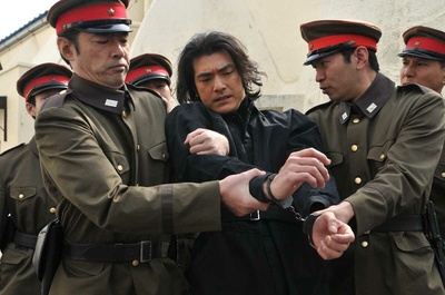 变相黑侠剧照的剧照