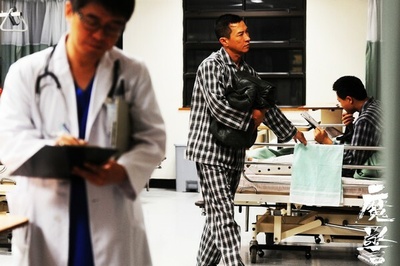 魔警剧照的剧照