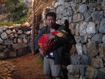 敲天堂之门剧照的剧照