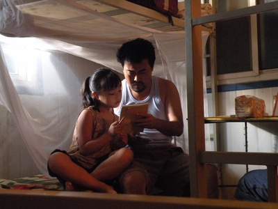 敲天堂之门剧照的剧照