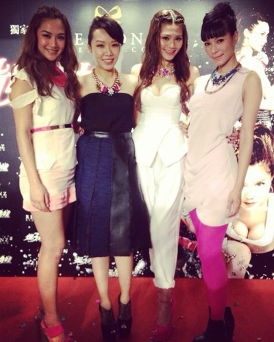 霹雳囧花剧照的剧照