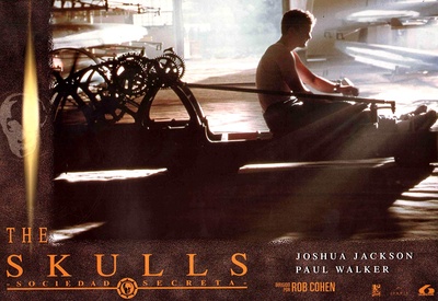 圣堂风云剧照的剧照