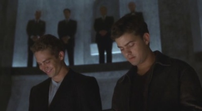 圣堂风云剧照的剧照