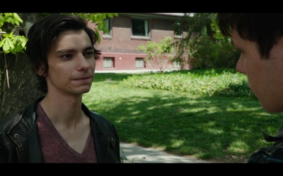 成为查理剧照的剧照